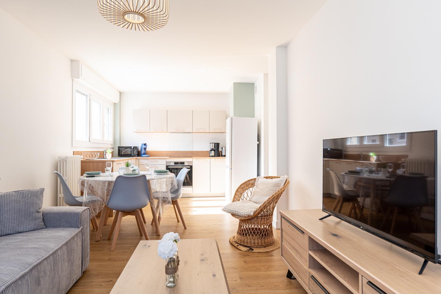 Festival -Appartement 3 Pieces Annecy Centre Ville Luaran gambar